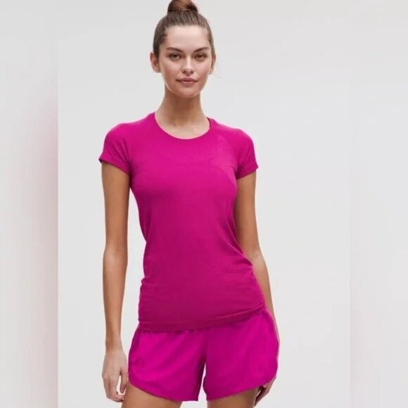 lululemon athletica Tops - Lululemon Swiftly Tech Short Sleeve Shirt 2.0 Ripened Raspberry Sz 4 NWT